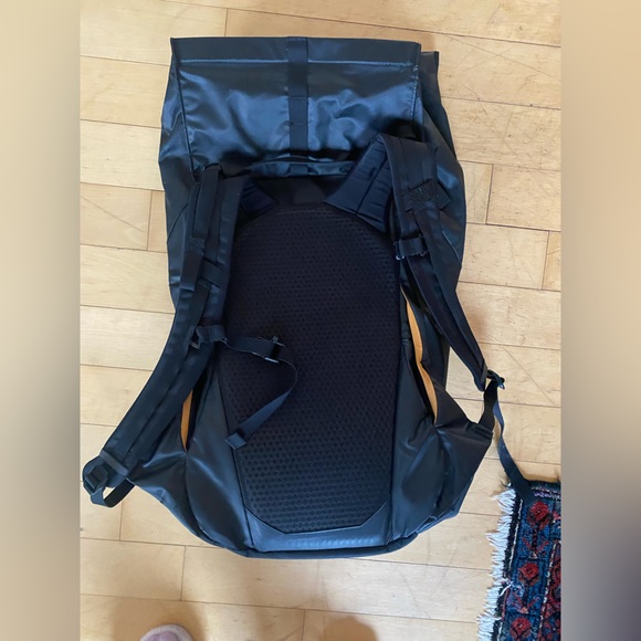 North Face Backpack - Picture 6 of 16